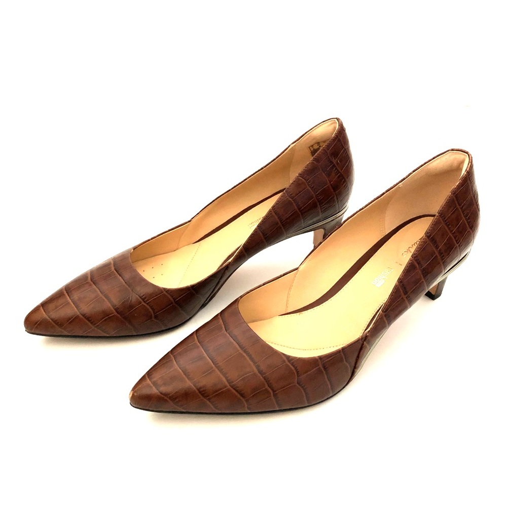 Clarks Ellis Rose Tan Leather Pointed Heels
